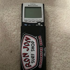 TI-84 plus calculator *NEEDS BATTERIES*